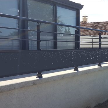 TY PAU - Garde corps Tolé vitré barreaudage sécurité aluminium acier normes terrasse main courante