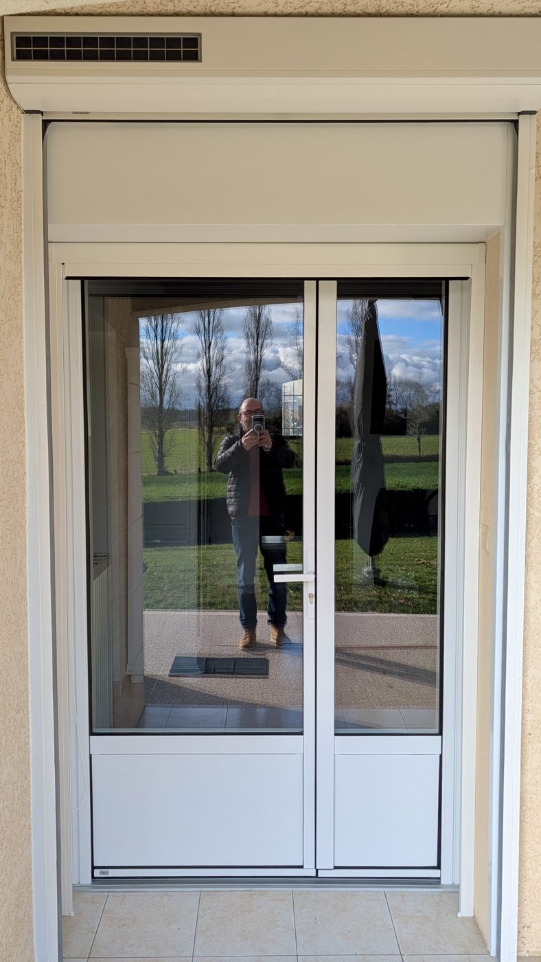 Porte vitrée d'entrée extérieur