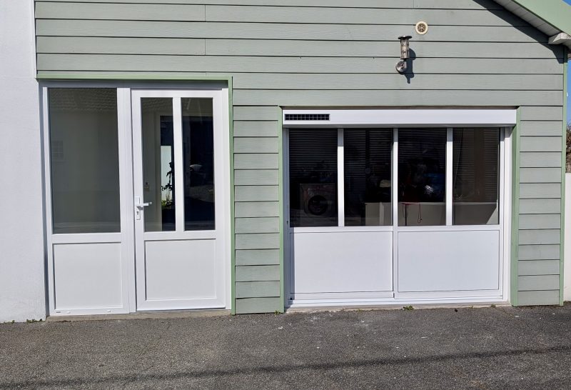 porte d'entrée et fenêtres pvc