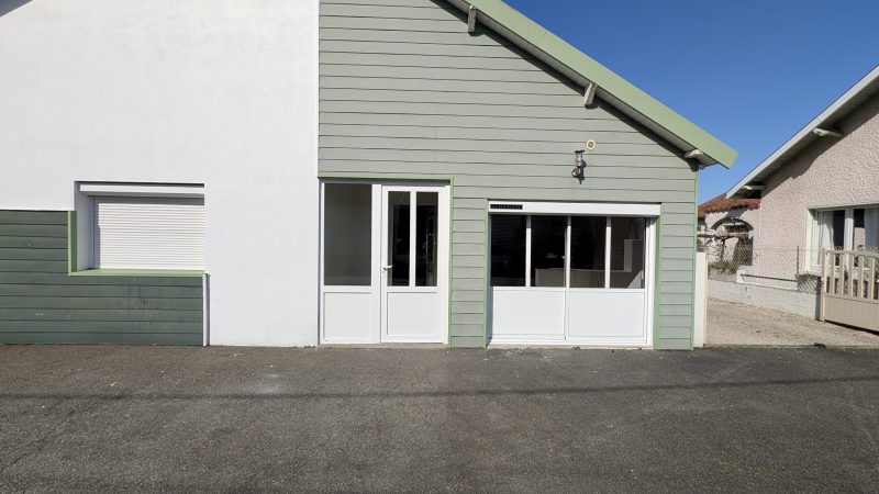 avec volets roulants